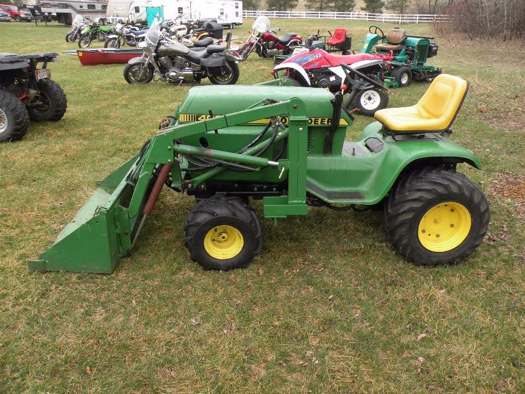 John Deere 400