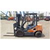 Image 3 : 06 Doosan D30S-3 Forklift 6k Capacity - Diesel