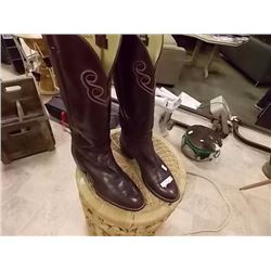 LADIES LEATHER COWBOY BOOTS - 9C