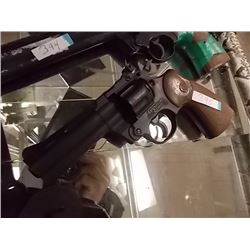 PELLET GUN - CROSSMAN - 357