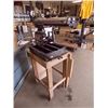 Image 2 : CRAFTSMAN RAIDIAL ARM SAW ON STAND