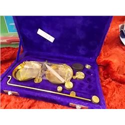 NEW MANUAL GOLD & GEM SCALE IN FITTED CASE