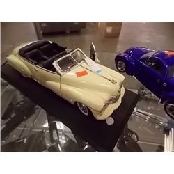 SCALE MODEL DIE CAST CAR - 1947 CADILLAC SERIES 6Z