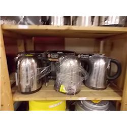 SHELF OF KETTLES - 6 TTL