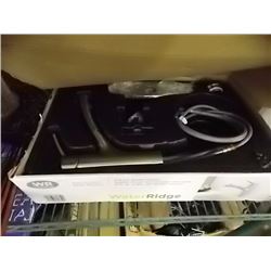 NEW IN BOX - PULL OUT KITCHEN FAUCET
