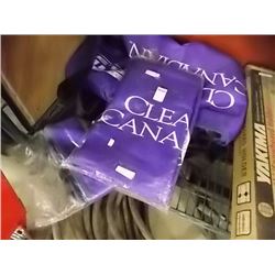 NEW CLEARLY CANADIAN SNOW BOARD/ SKI CARRY BAG 3 TTL PER LOT