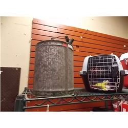 VINTAGE METAL GAS CAN