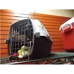 PET CAGE WITH CAT ACCESSORIES