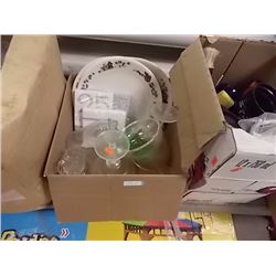 BOX - LARGE MARTINNI GLASSES, PLATES