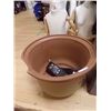 Image 1 : LARGE PLANT POT - as-is