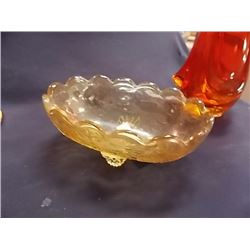 VINTAGE CARNIVAL GLASS DISH ON PEDESTAL NO SEAM
