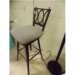 SWIVEL BAR STOOL