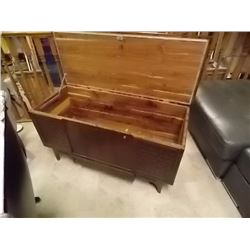 VINTAGE CEDAR CHEST - LANE - WITH DRAWER