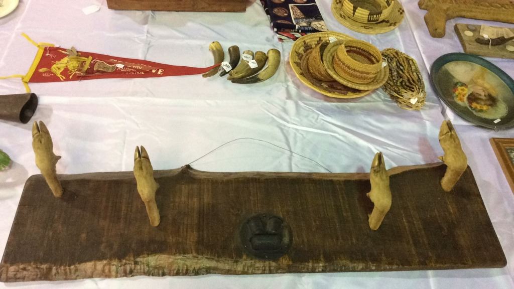 Deer Foot Gun Rack