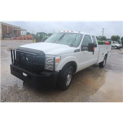 2015 FORD F350 Service Truck SN:1FD8X3E62FEA64299 --ext. cab, V8 gas, A/T, Knapheide service body, h