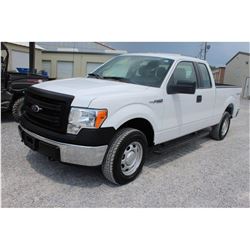 2014 FORD F150 Pickup Truck SN:1FTFX1EF0EKD94507 --4x4, ext. cab, V8 gas, A/T, AC, odometer reading 