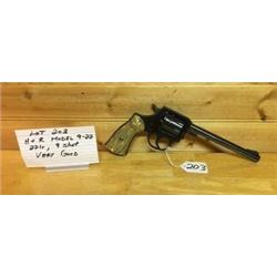 HANDGUN, H&R 922, 22LR