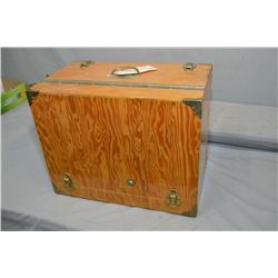 Lot of Two Items : Caldwell Fire Control Shooting Rest - Wooden Pistol Shooting Box