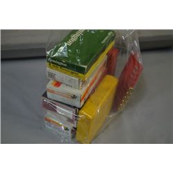 Bag Lot : 1 Box ( 20 rnds ) .25 - 35 Win Cal Ammo - 1 Box ( 20 rnds ) .257 Roberts Cal Ammo - 1 Box 