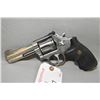 Image 2 : Smith & Wesson Model 686 - 1 .357 Mag Cal 6 Shot Revolver w/ 101 mm bbl [ stainless finish, blued si
