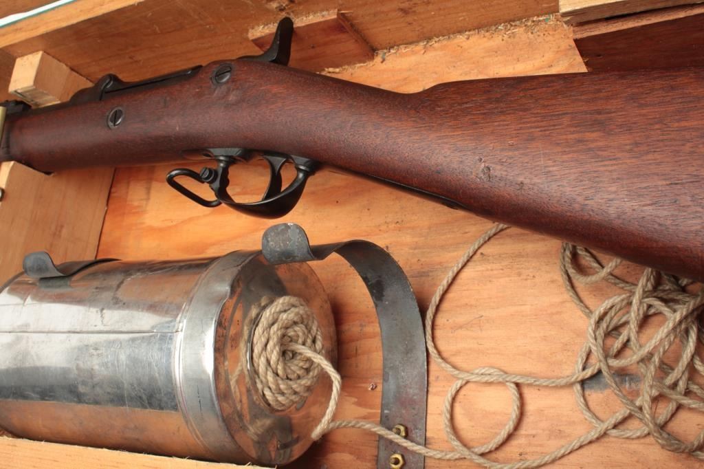 Springfield Trapdoor line throwing gun, in wood case with accessories ...