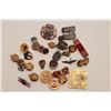 Image 2 : 30 assorted USA military pins  Est:$75-100