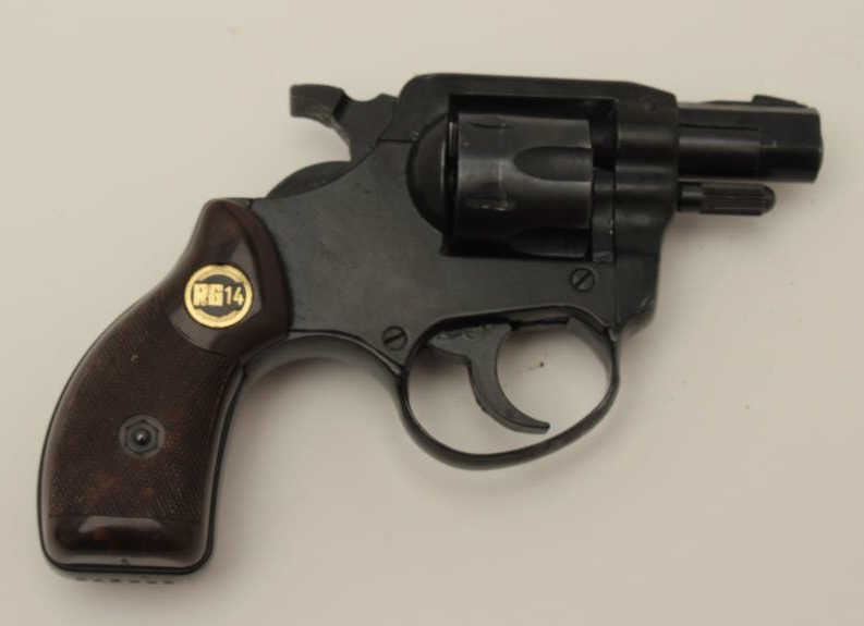 RG-14 .22 caliber double action 6 shot revolver in very good used ...
