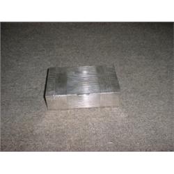 Une boîte Art Déco en argent de Birks....