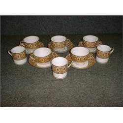 Une partie de service à thé de 13 pièces en porcelaine de Spode, vers 1830, à décor géométrique d...