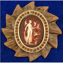 Large Spectacular Cameo