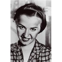 CINDY SHERMAN (B. 1954) UNTITLED GELATIN SILVER PRINT 17 X 14 IN. (43.2 X 35.6 CM) EXECUTED IN 19...