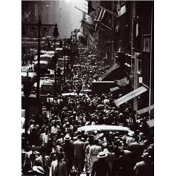 ANDREAS FEININGER (1907-1999) 5TH AVENUE AT LUNCHTIME SIGNED ON THE REVERSE GELATIN SILVER PRINT ...