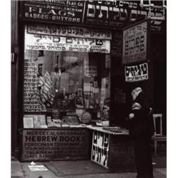ANDREAS FEININGER (B. 1907-1999) JEWISH STOREFRONT. 2ND AVENUE GELATIN SILVER PRINT 121/2 X 11 IN...