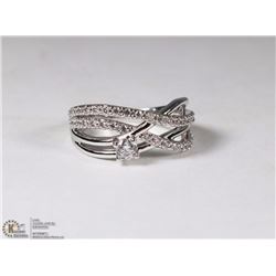 NEW LAYERED CZ RING SIZE 6