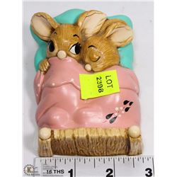 PENDELFIN "TWINS" REG DES. NO. 906248