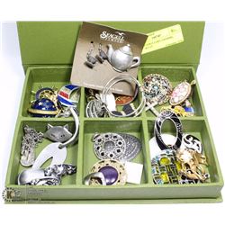 BOX OF JEWELRY, CHARMS, PEWTER CAT