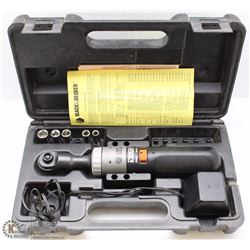 CORDLESS BLACK AND DECKER RATCHET WITH SOCKETS