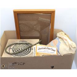 BOX OF ASSORTED VINTAGE ITEMS