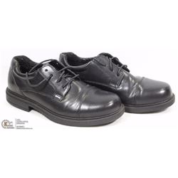 PAIR OF GEORGE MENS DRESS SHOES SIZE 10