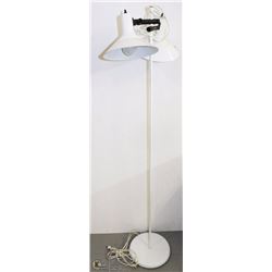 2 SHADE FLOOR LAMP