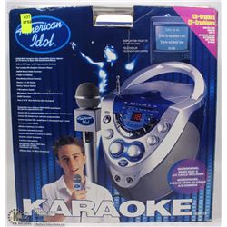 AMERICAN IDOL KARAOKE MACHINE, COMES W/ MIC & CDS
