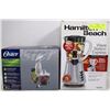 Image 1 : 2 SMALL KITCHEN APPLIANCES, 1 HAMILTON BEACH WAVE