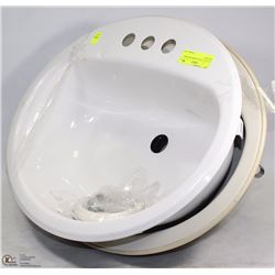 LOT OF 2 OVAL BATHROOM SINKS W/ SEALS