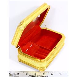 227) MUSICAL JEWELRY BOX.
