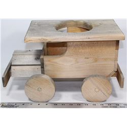 VINTAGE HAND CRAFTED CAR FLOWER PLANTER