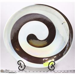 SHOWHOME DECORATIVE PLATE WITH STAND