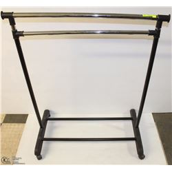 TELESCOPIC 4 WHEEL PORTABLE CLOTHES HANGER