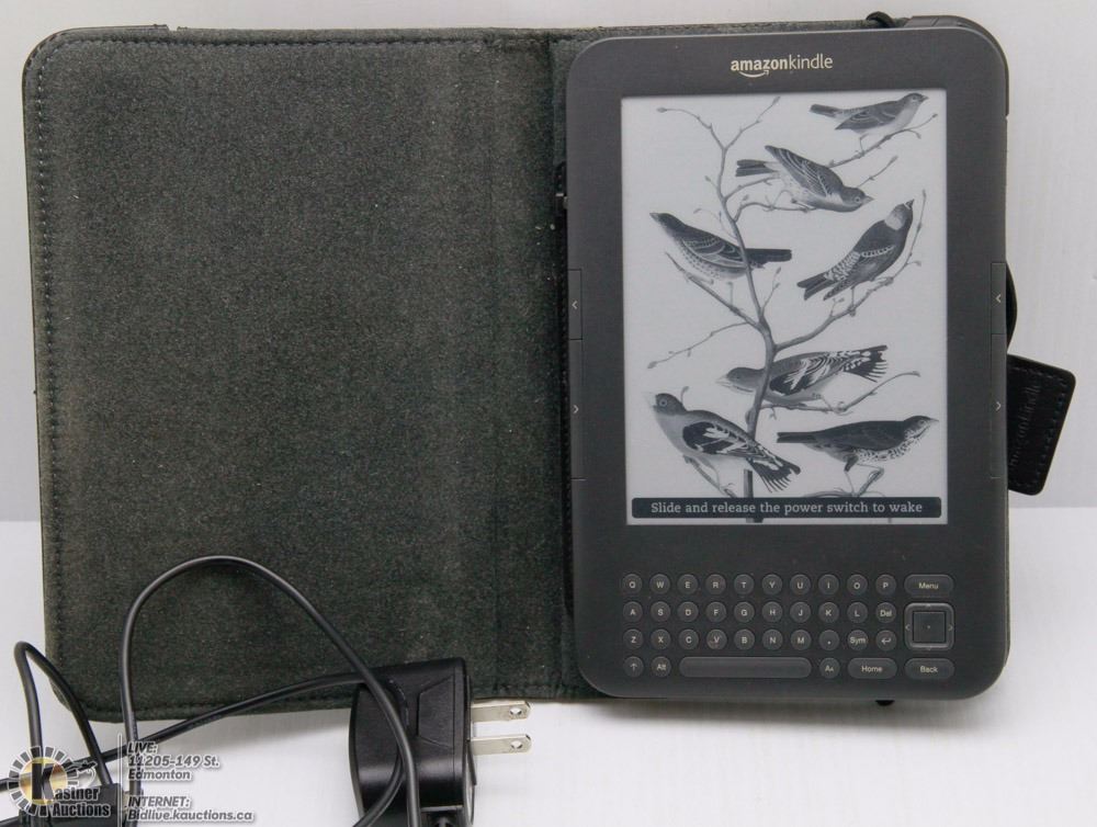 AMAZON KINDLE EREADER WITH HARD CASE & CHARGER