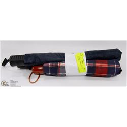 LOT OF 3 NEW ASST UMBRELLAS