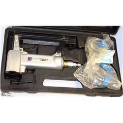 CAMPBELL AND HAUSFELD AIR STAPLER FOR POLY &